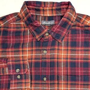 Eddie Bauer Mens Plaid Flannel Shirt Medium Red Black Lumberjack Western Grunge